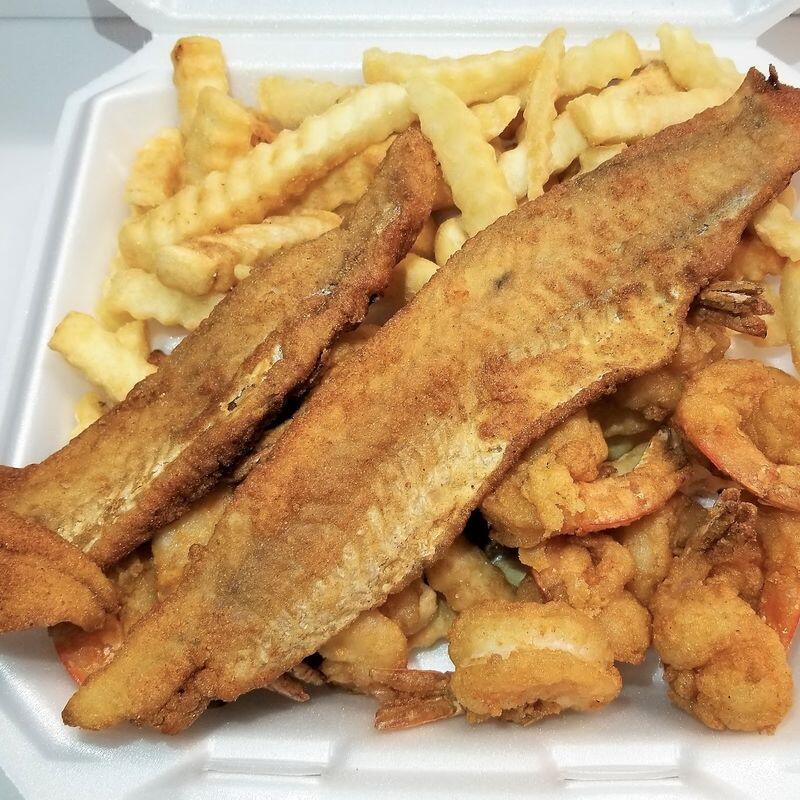 C.12 Large Fried Shrimp&2 Pieces Of Fish
